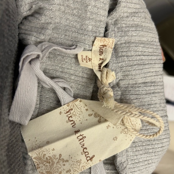 Hem & Thread Gray Ribbed Lounge Pants - Picture 4 of 4